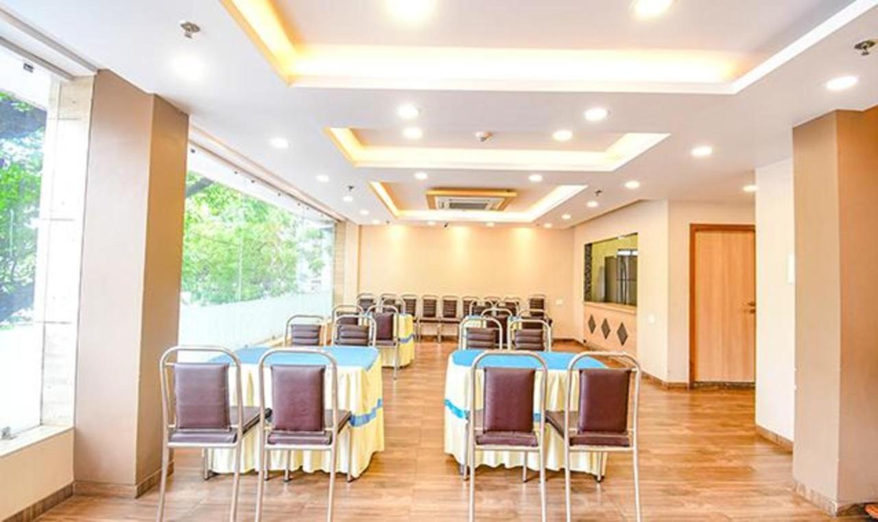 Fabhotel Stay Inn International - Nr Sealdah Station 加尔各答 外观 照片