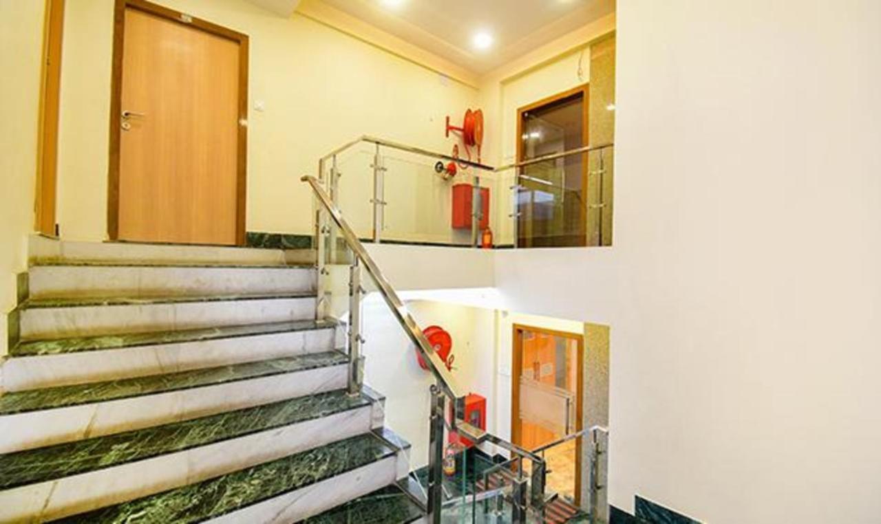 Fabhotel Stay Inn International - Nr Sealdah Station 加尔各答 外观 照片